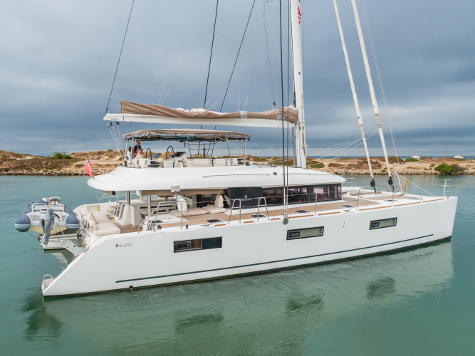 Sunset O Yacht Photos Pics 