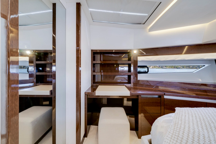 To Life Yacht Photos Pics 