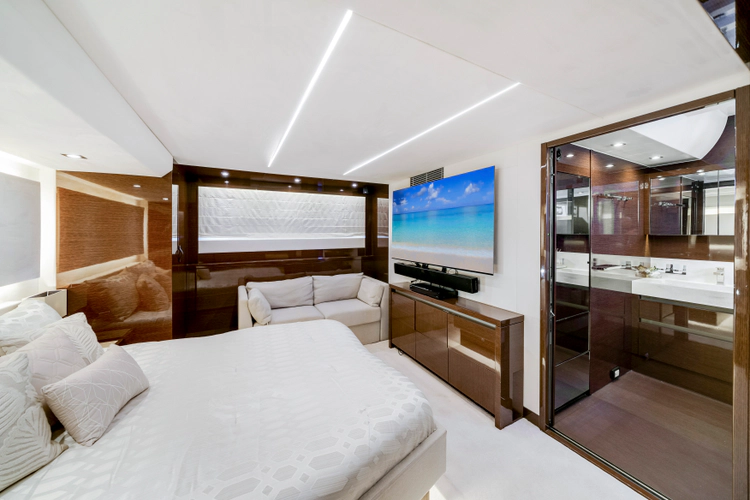 To Life Yacht Photos Pics 