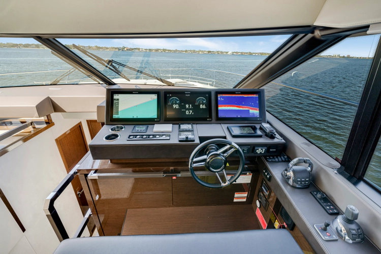 To Life Yacht Photos Pics 