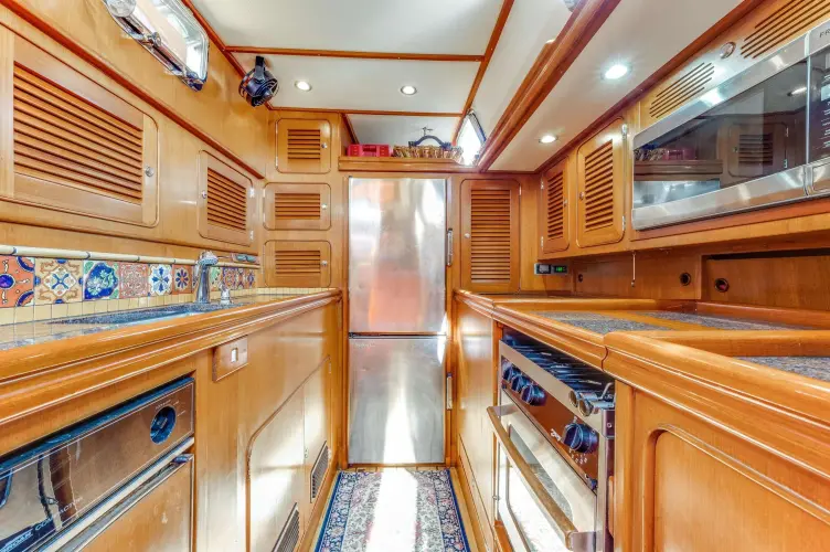 Perfect Symmetry Yacht Photos Pics 
