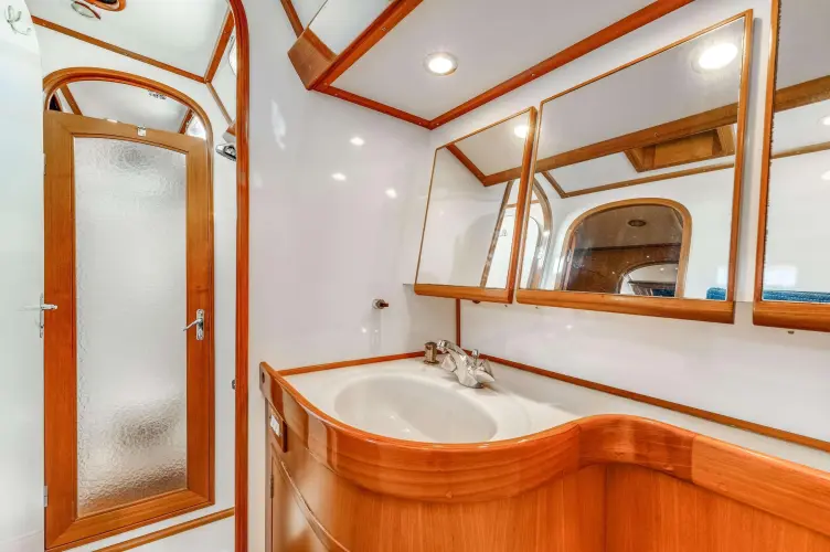 Perfect Symmetry Yacht Photos Pics 