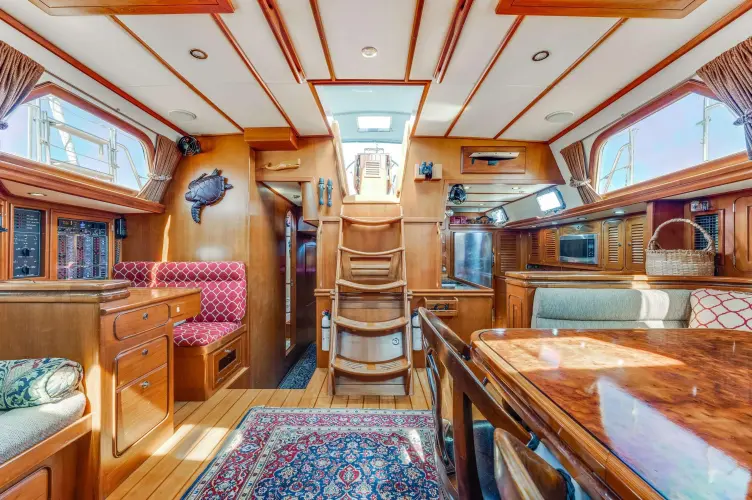 Perfect Symmetry Yacht Photos Pics 