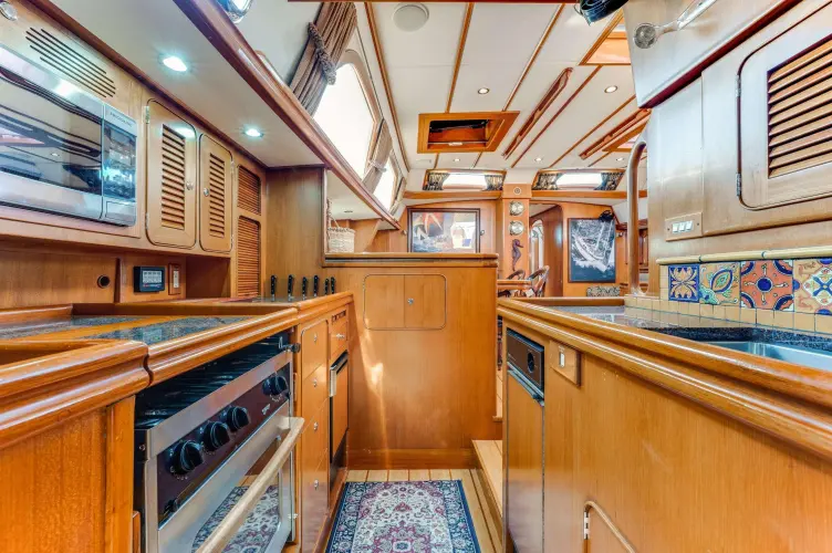 Perfect Symmetry Yacht Photos Pics 