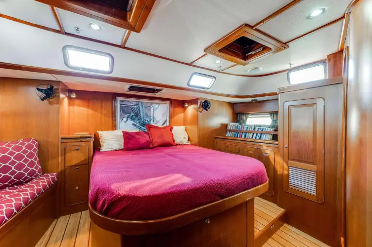 Perfect Symmetry Yacht Photos Pics 