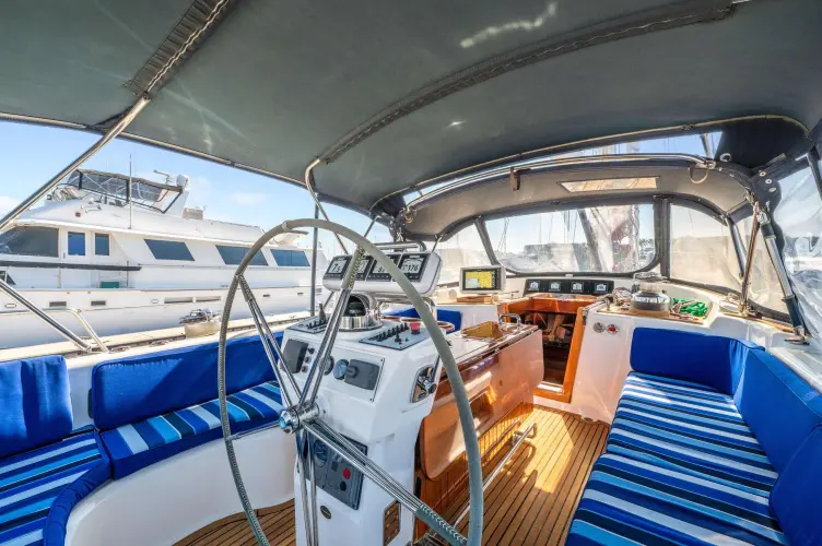 Perfect Symmetry Yacht Photos Pics 