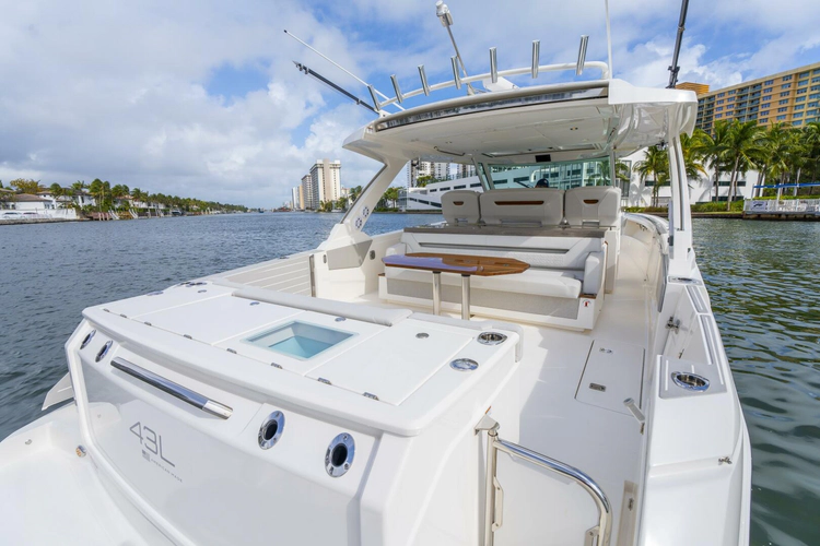 Nailed It Yacht Photos Pics 