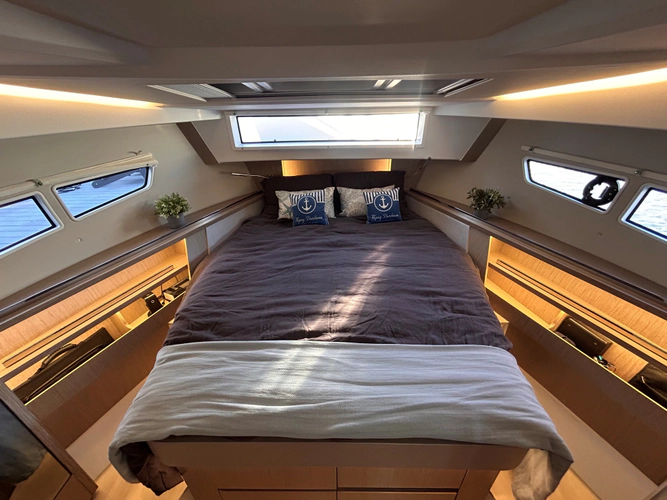 Flying Dutchman Yacht Photos Pics 