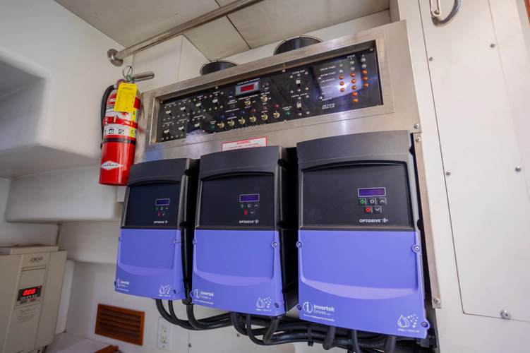 Noya Hill Yacht Photos Pics 
