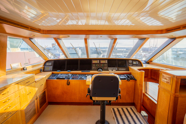 Noya Hill Yacht Photos Pics 