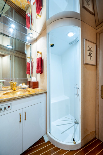 Enchantress Yacht Photos Pics 