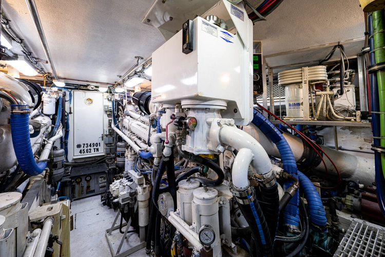 Enchantress Yacht Photos Pics 