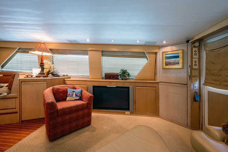 Enchantress Yacht Photos Pics 