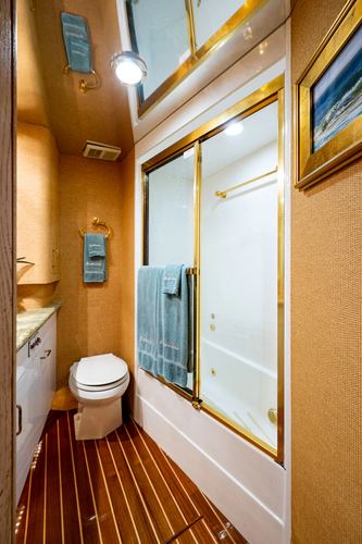 Enchantress Yacht Photos Pics 