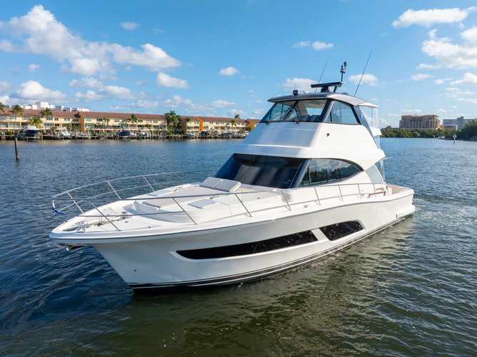 50 Sports Motor Yacht Yacht Photos Pics 