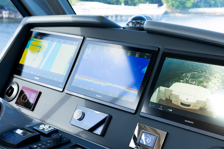 50 Sports Motor Yacht Yacht Photos Pics 