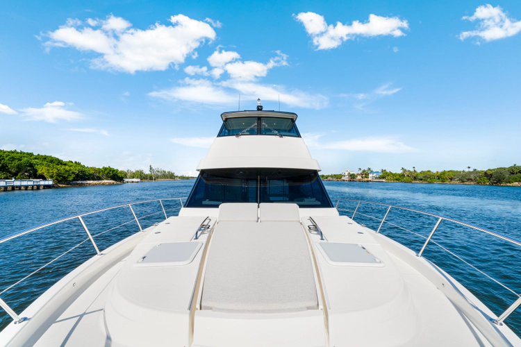 50 Sports Motor Yacht Yacht Photos Pics 