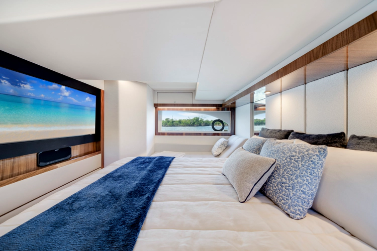 50 Sports Motor Yacht Yacht Photos Pics 