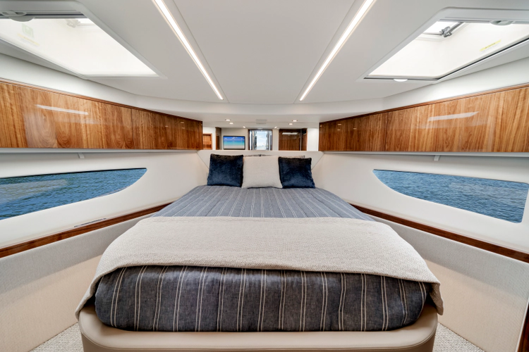 50 Sports Motor Yacht Yacht Photos Pics 