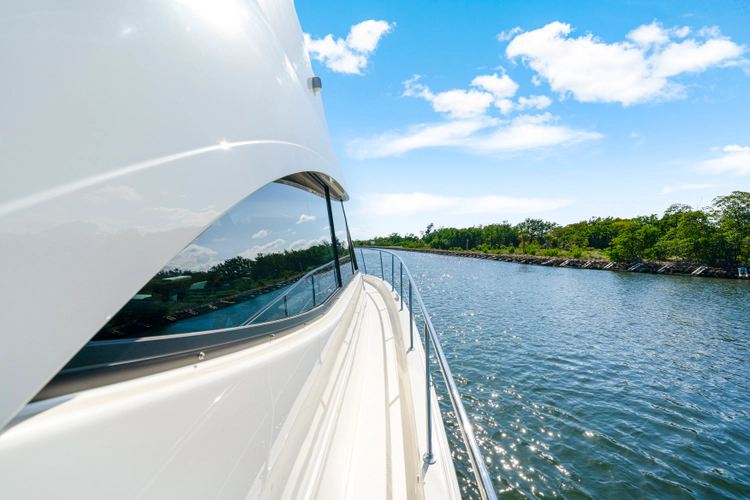 50 Sports Motor Yacht Yacht Photos Pics 