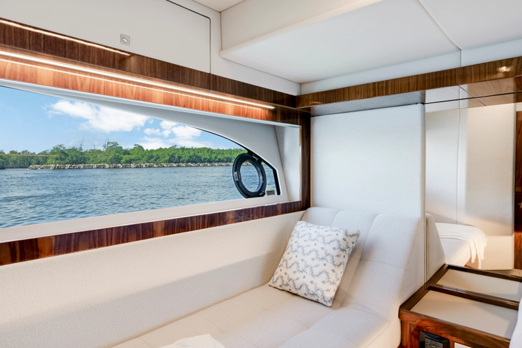 50 Sports Motor Yacht Yacht Photos Pics 