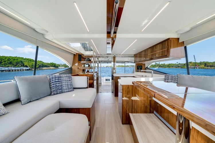 50 Sports Motor Yacht Yacht Photos Pics 