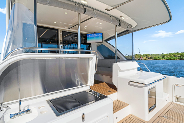 50 Sports Motor Yacht Yacht Photos Pics 