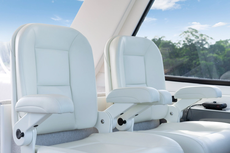 50 Sports Motor Yacht Yacht Photos Pics 