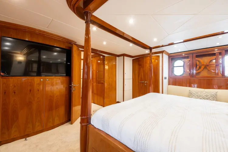 Ocean 1 Yacht Photos Pics 
