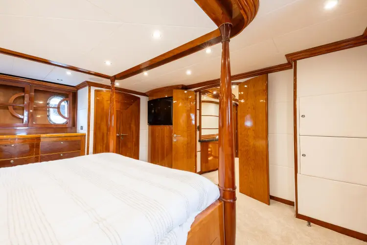 Ocean 1 Yacht Photos Pics 