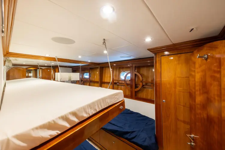 Ocean 1 Yacht Photos Pics 
