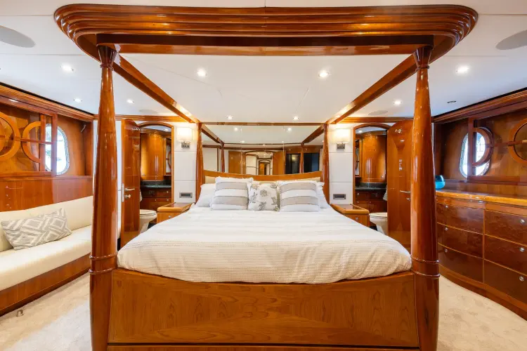Ocean 1 Yacht Photos Pics 