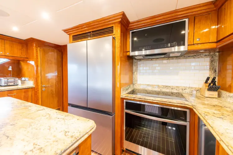 Ocean 1 Yacht Photos Pics 