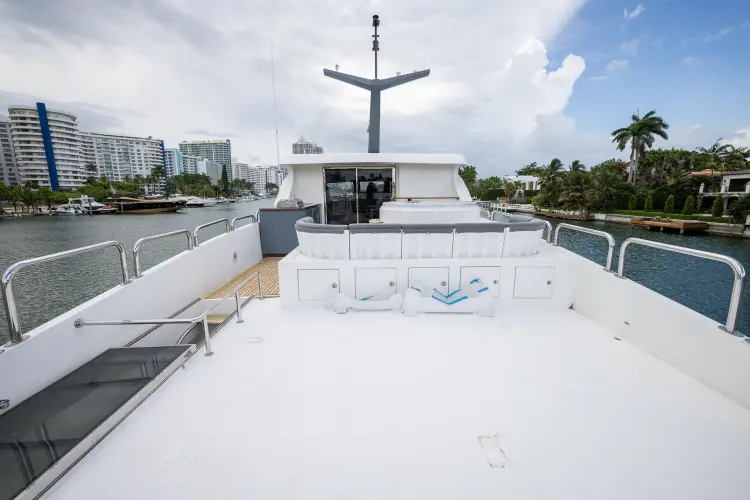 Ocean 1 Yacht Photos Pics 