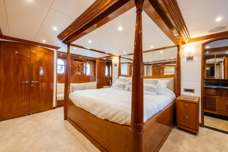 Ocean 1 Yacht Photos Pics 