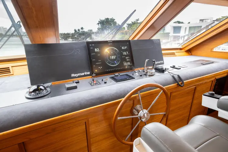 Ocean 1 Yacht Photos Pics 