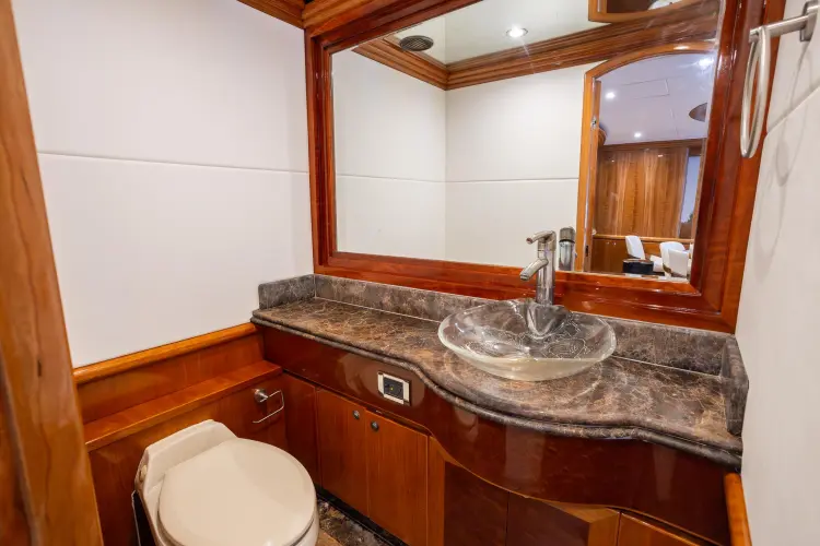 Ocean 1 Yacht Photos Pics 