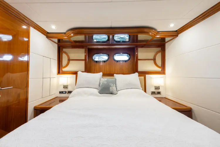 Ocean 1 Yacht Photos Pics 