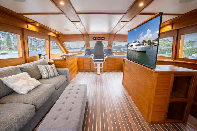 Ocean 1 Yacht Photos Pics 