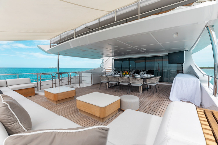 Emina Yacht Photos Pics 