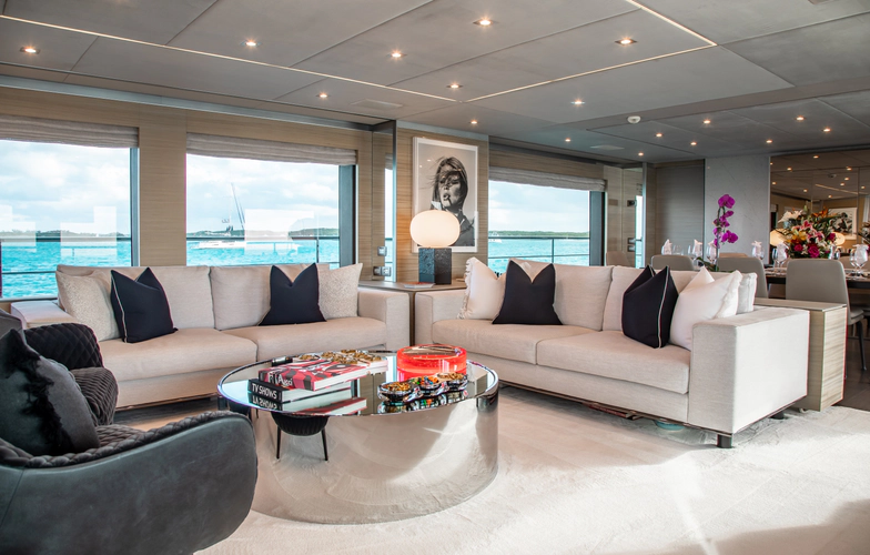 Emina Yacht Photos Pics 