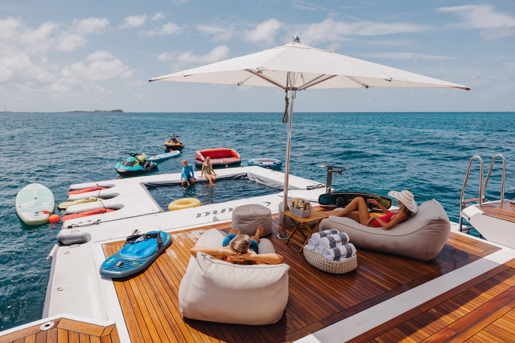 Emina Yacht Photos Pics 
