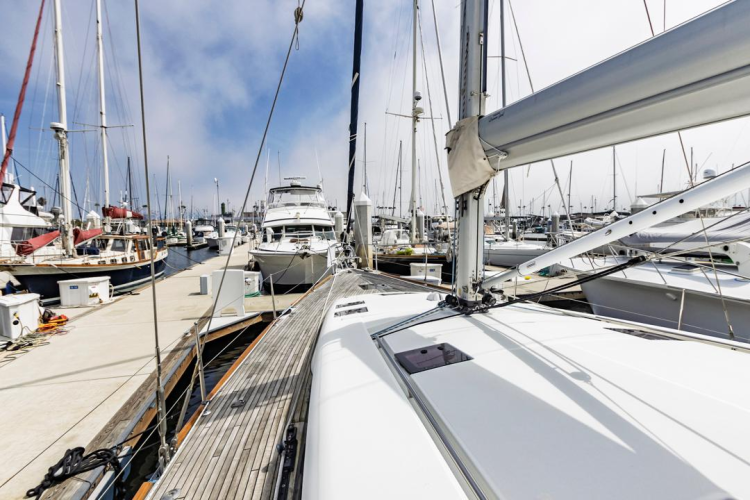 Blue Sky Yacht Photos Pics 