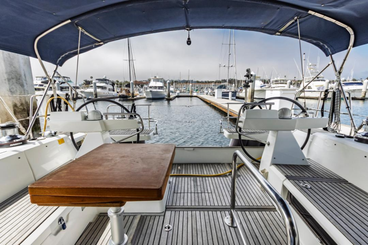 Blue Sky Yacht Photos Pics 