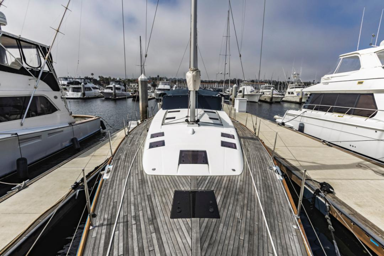 Blue Sky Yacht Photos Pics 