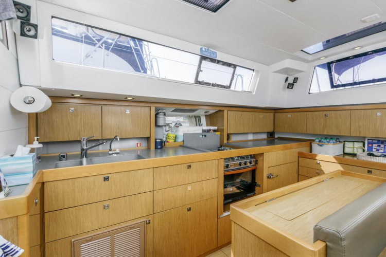 Blue Sky Yacht Photos Pics 