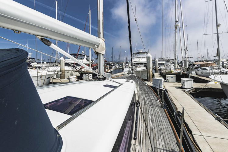 Blue Sky Yacht Photos Pics 