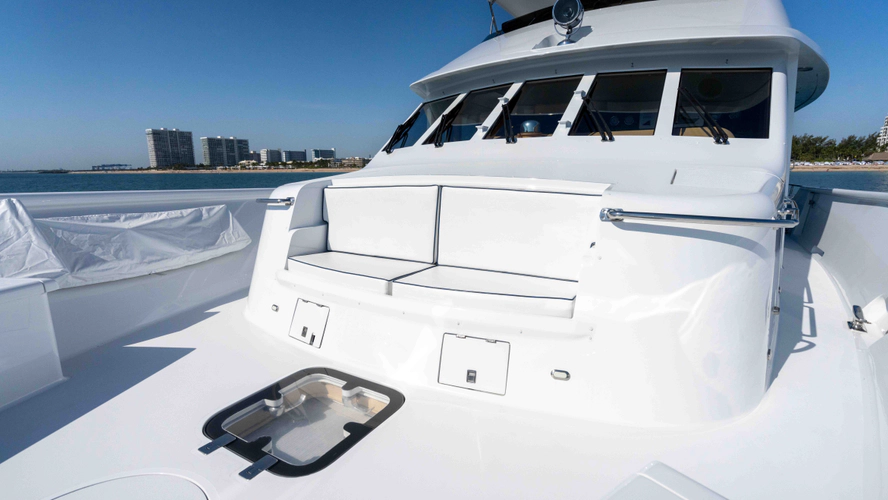 Well Done Yacht Photos Pics 