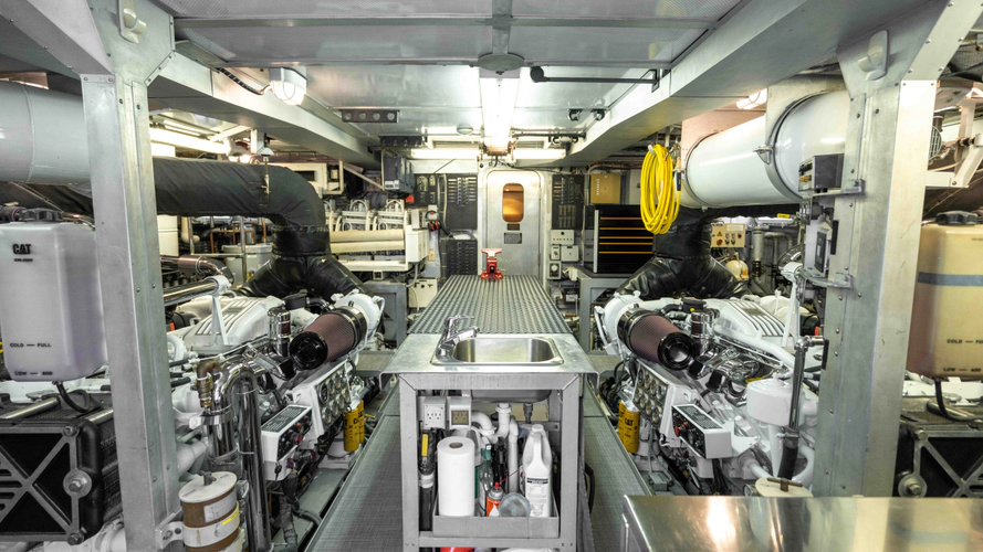 Well Done Yacht Photos Pics 