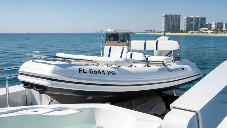 Well Done Yacht Photos Pics 